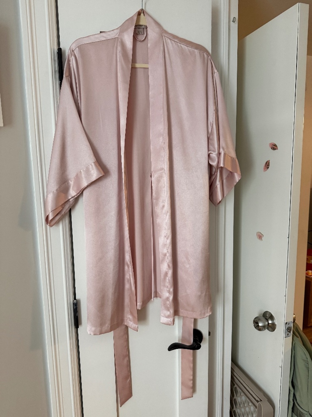 Victoria's Secret Blush Pink Short Robe